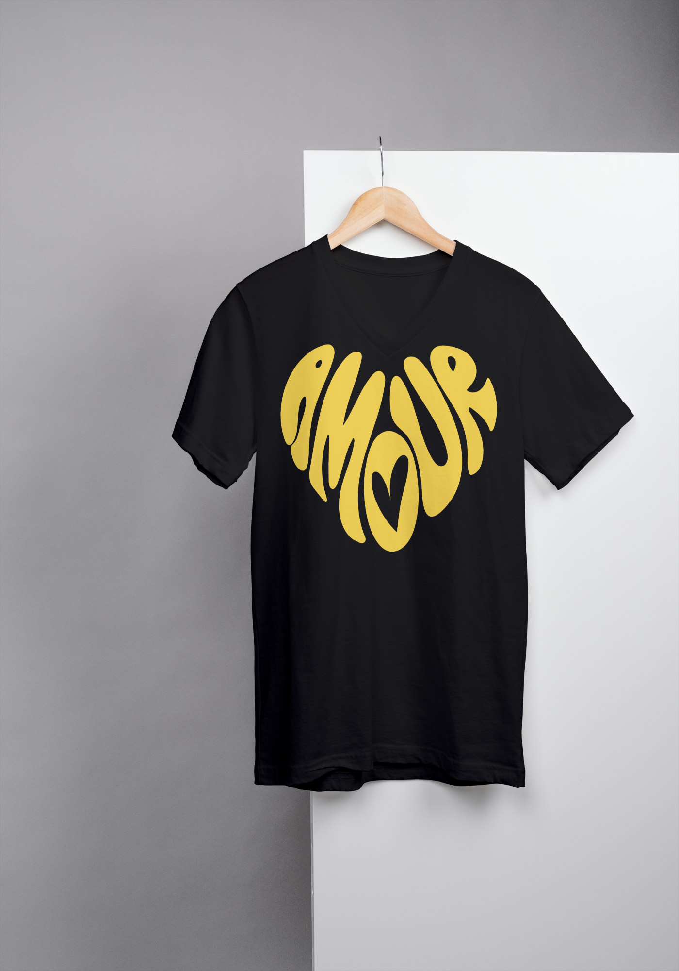 Amour Heart | Graphic Tee | French-Inspired Love You Can Wear