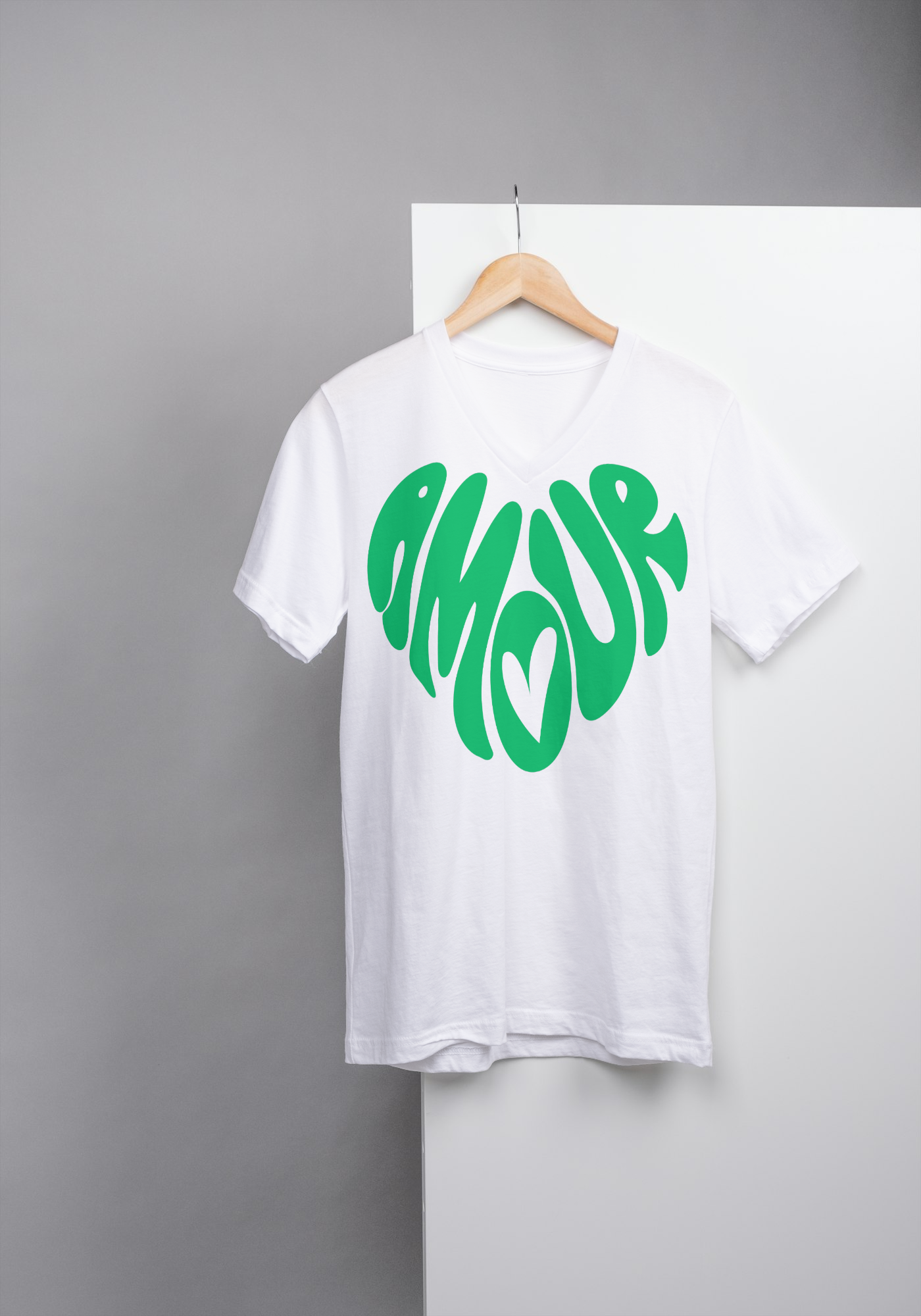 Amour Heart | Graphic Tee | French-Inspired Love You Can Wear